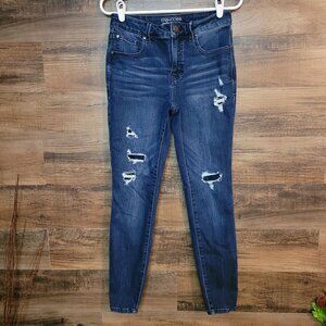 Maurices Jeans 6 R Everflex High Rise Skinny Tummy Control Ripped Patched